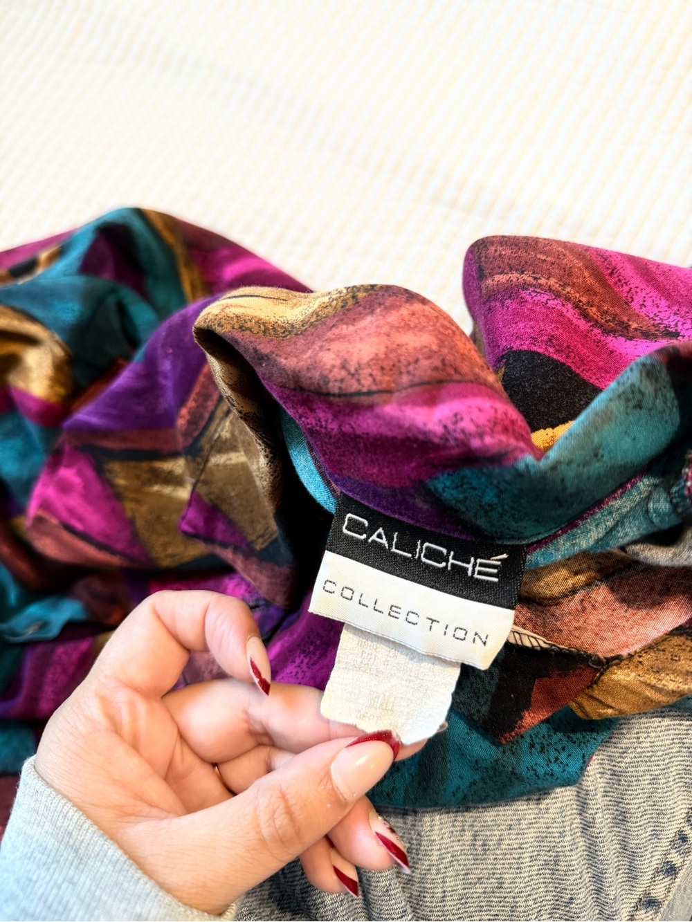 Multicolor Abstract Print Button-Up Blouse - Picture 4 of 4